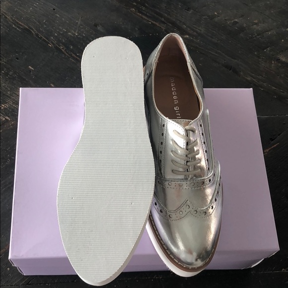 BRAND NEW!! Steve Madden Shoes - Picture 8 of 8